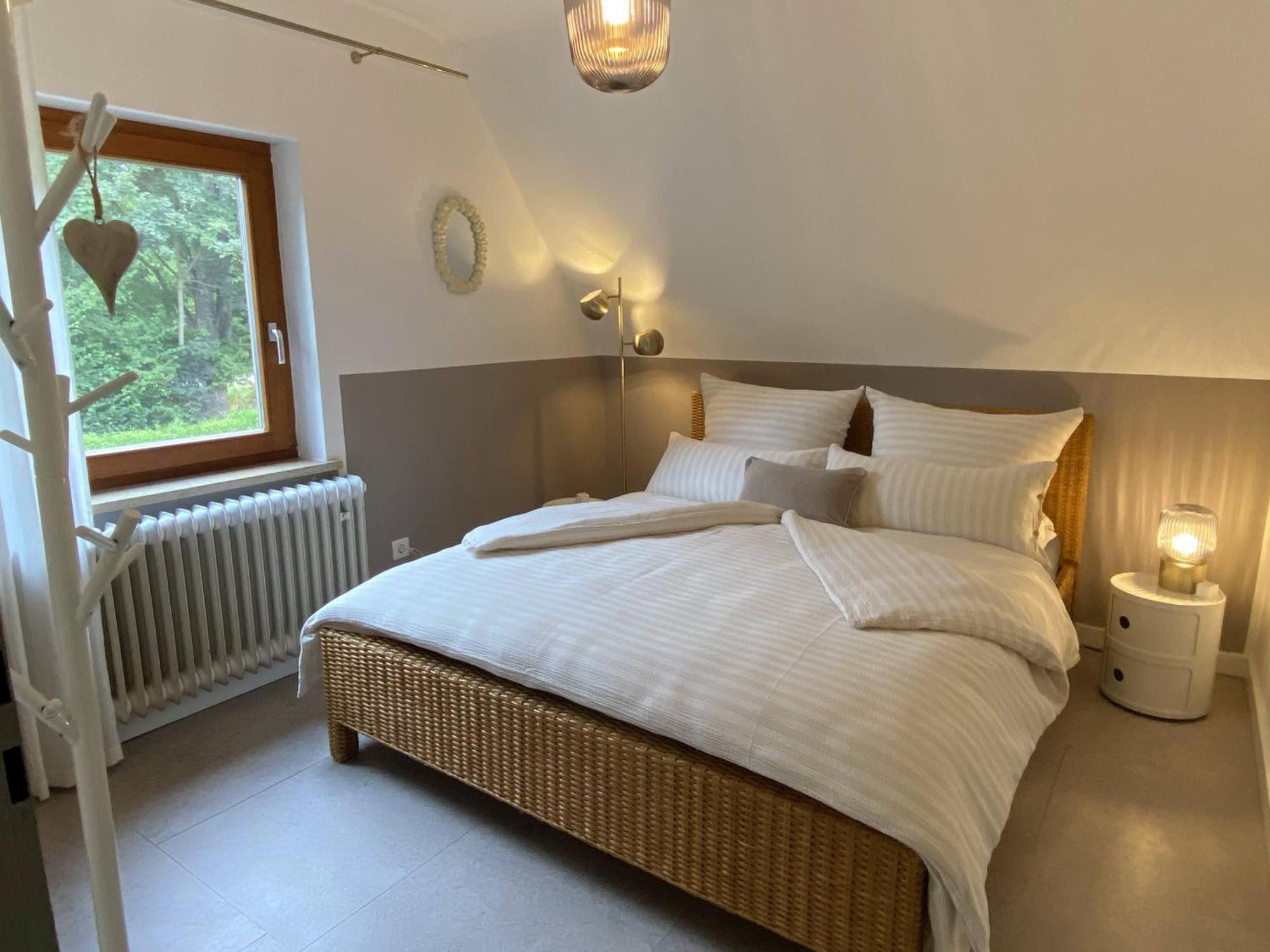 Messe- & Ferienhaus Gertraud Am Ludwigskanal, 24 H Self Check-In, Gratis Parken Wendelstein Exterior foto